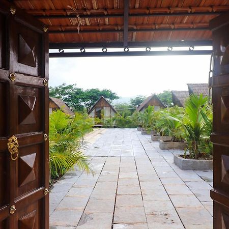 The Vintage Farm Mahiravani ภายนอก รูปภาพ